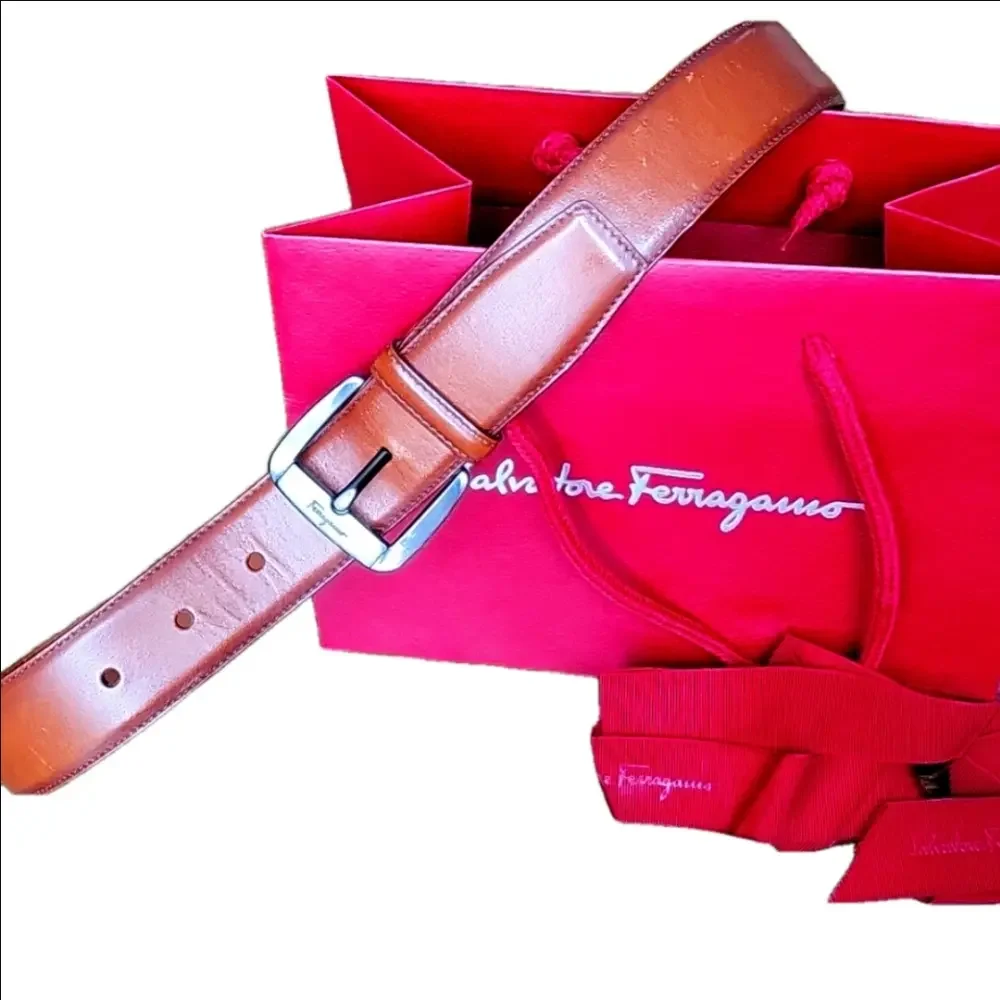 Salvatore Ferragamo Brown Genuine Leather Designer's Belt Unisex sz.32